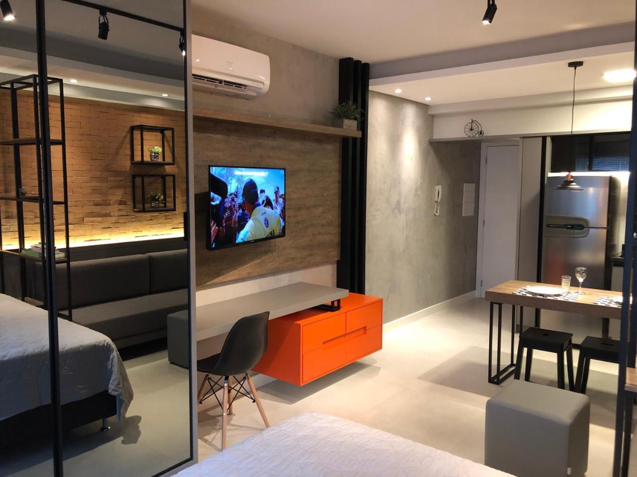Estudio Completo No Coracao Do Batel Curitiba Eksteriør billede